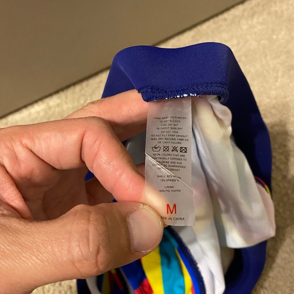 Bikini bottom size medium - Picture 6 of 6